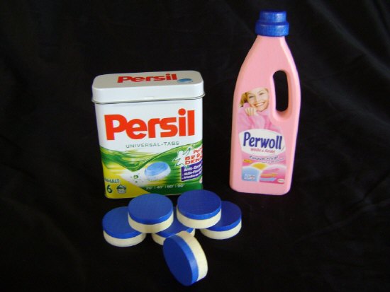 Persil und Perwoll macht alles wieder sauber.